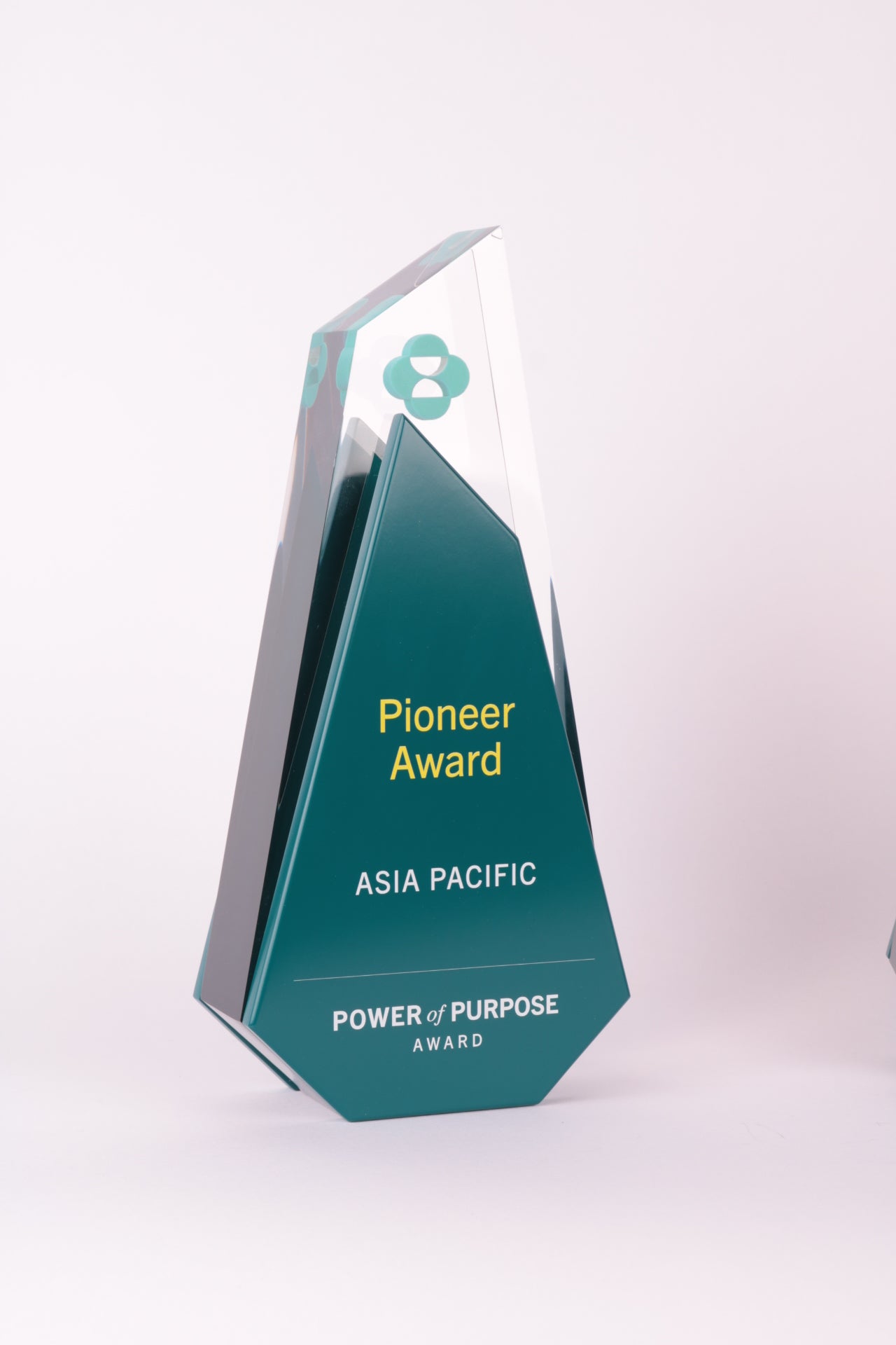 acrylic design for the pioneer award trophy for asia pacific